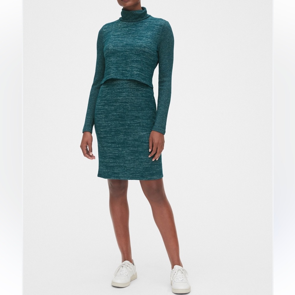 GAP Maternity Nursing Dress Size Small in Green Pine